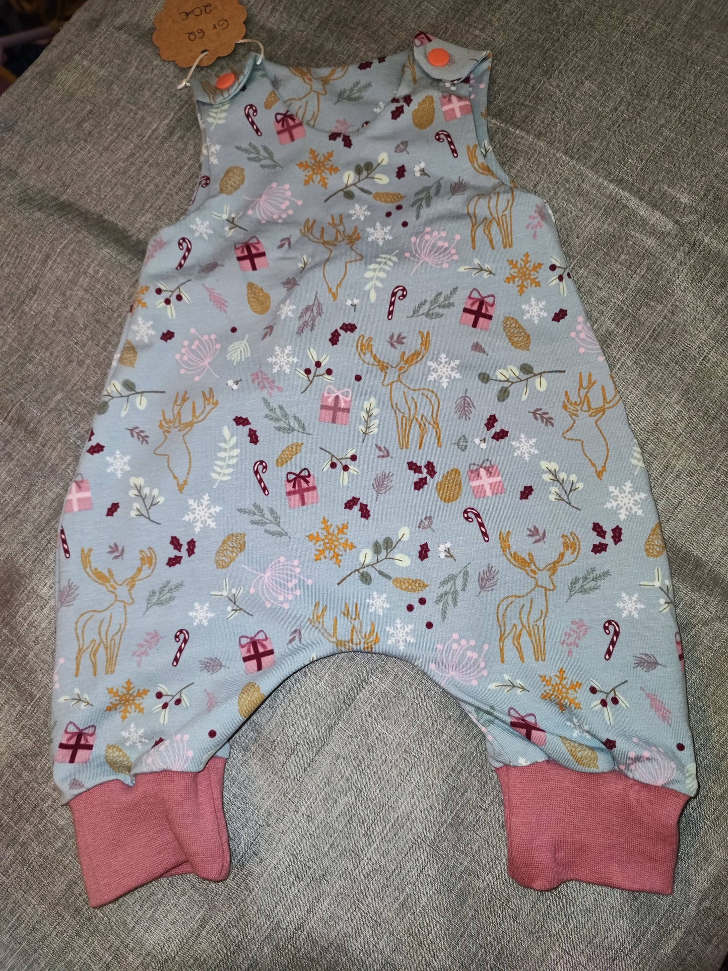 Strampler 62 Winterzauber 2025