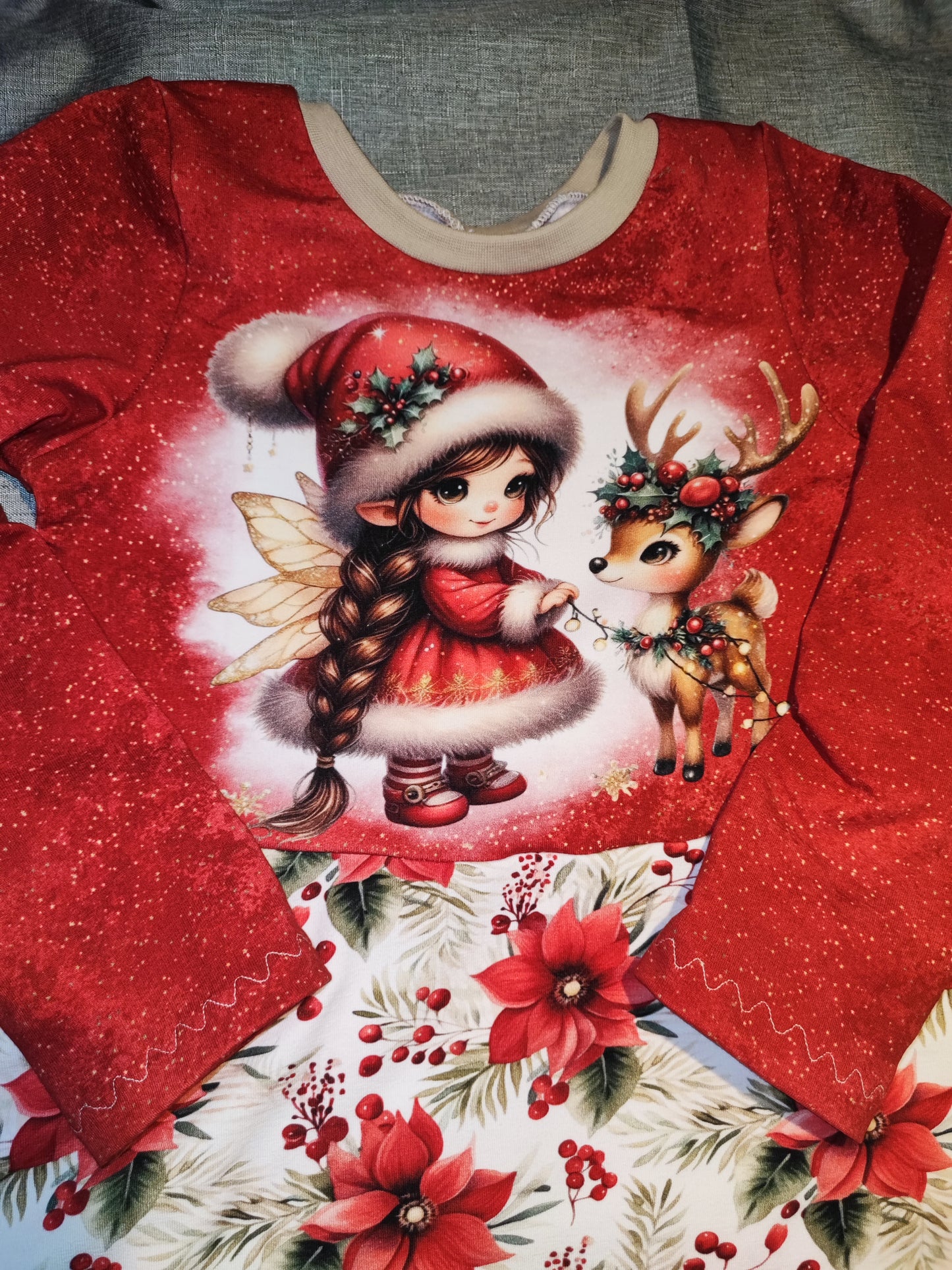 Kleid Weihnachts-Reh  Gr. 122 Winterzauber 2025