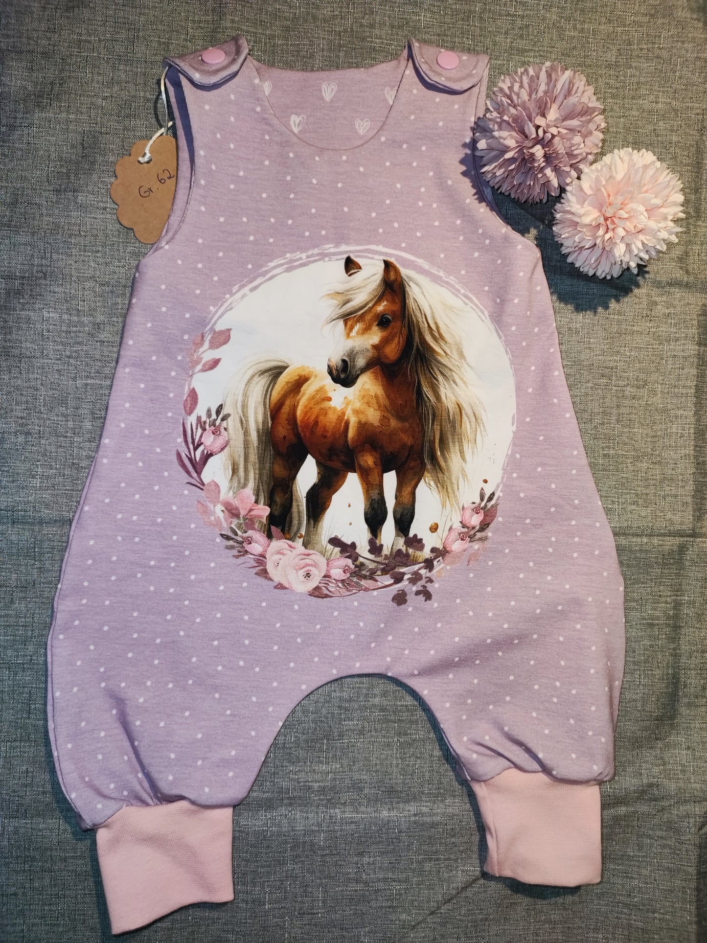 Strampler Pferdemotiv gr. 62