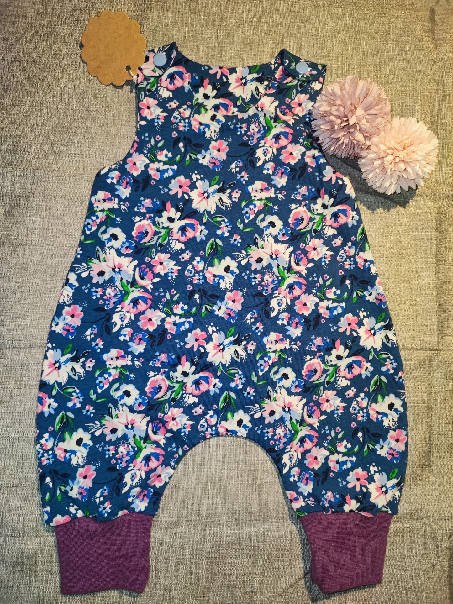 Strampler Blumen gr. 62