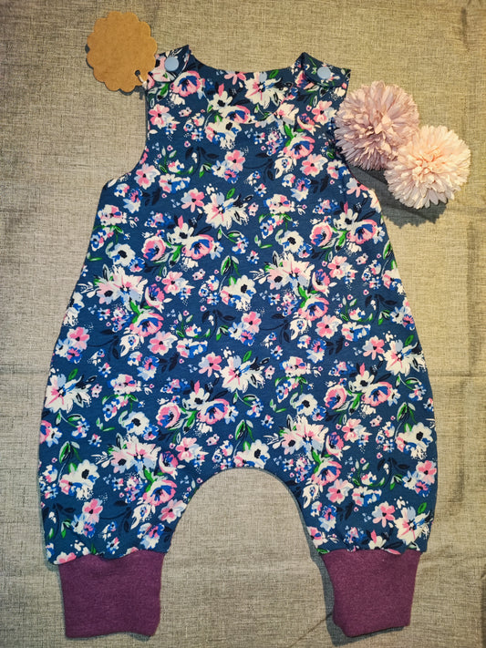 Strampler Blumen gr. 62